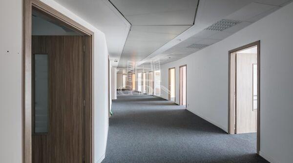 Irodaházban üzleth+iroda kiadó, Budapest, VII. kerület képe