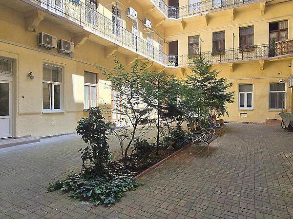 Eötvös, Budapest, VI. kerület 2. képe