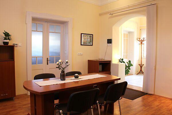 Mátyás király  utca 25, Cegléd képe