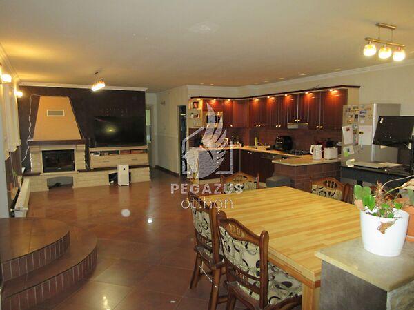 Törvényház, Eger 2. képe