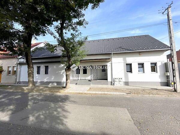 Sarkantyú, Kecskemét képe