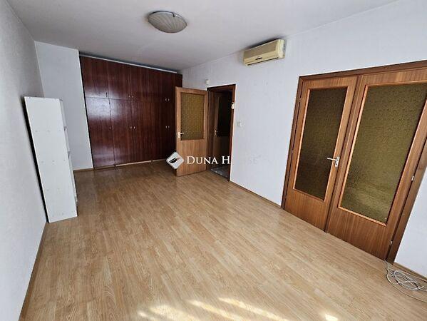 Jókai, Pécs 3. képe