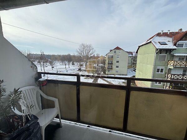 Csillag, Komárom 3. képe