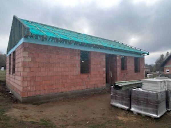 Szent István park, Vácrátót 2. képe