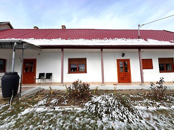 Hőgyészi, Tevel 3. képe