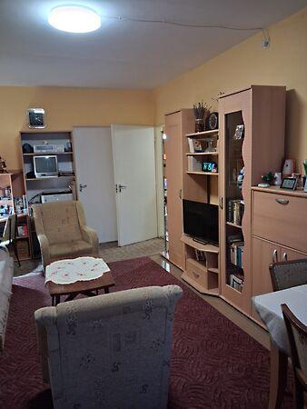 Építők, Pécs képe