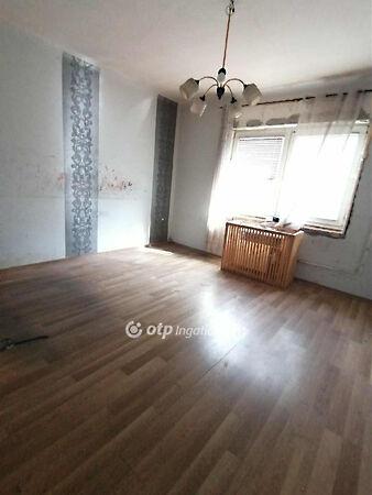 Öregek, Kiskőrös képe