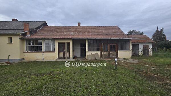 Püspökladány képe