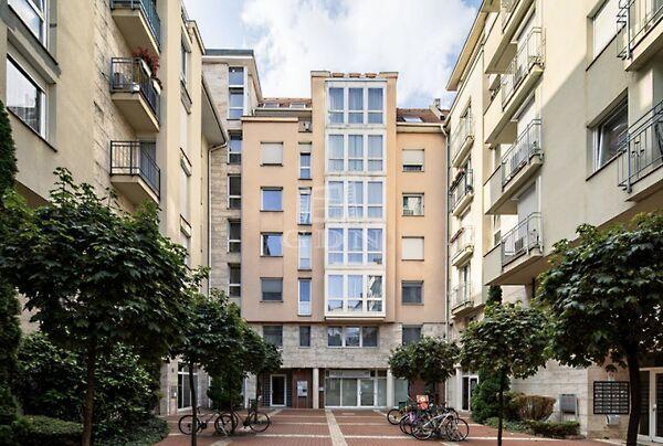 Zsolt, Budapest, I. kerület 3. képe