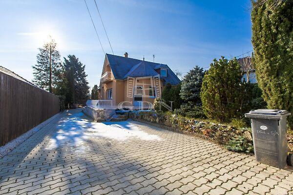 Göd kertvárosi, Göd képe