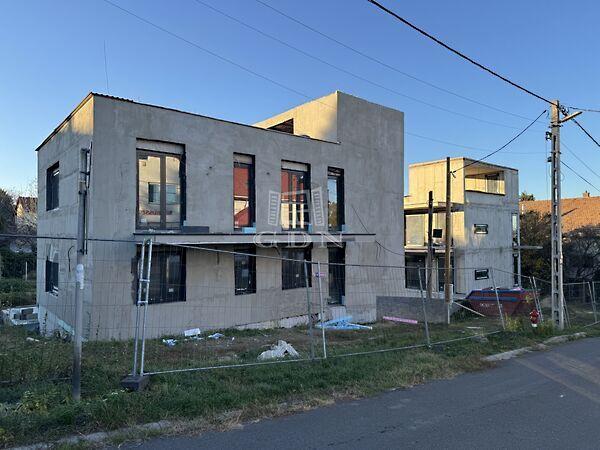 Kismartoni, Budaörs képe