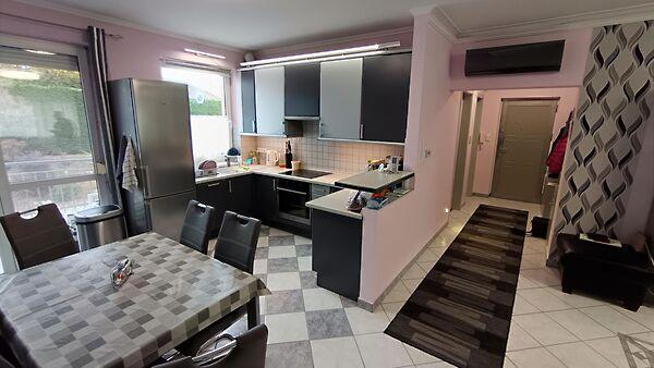 Móricz Zsigmond, Székesfehérvár 2. képe