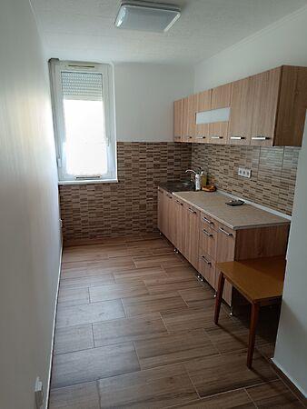 Mártirok útja. út 56, Komárom 2. képe