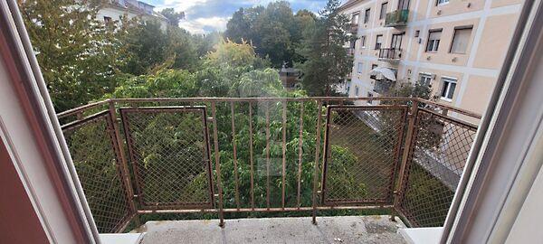 Komlói, Pécs 3. képe