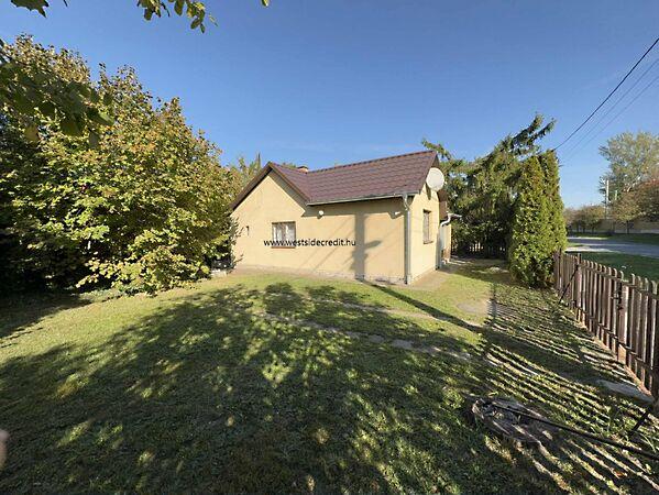 Balatonfenyves képe