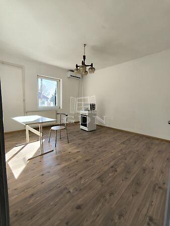 mindenhez, Erdőkertes 3. képe