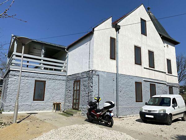 Szenzációs lokáció, top, Balatonakali 3. képe