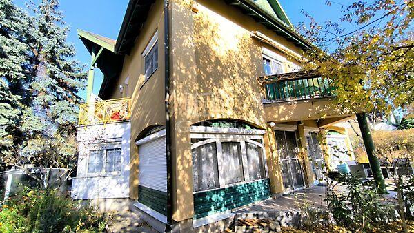 Dunaparttól 900, Budapest, III. kerület 3. képe