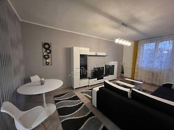 Népek barátsága, Oroszlány képe