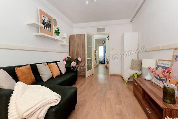 Hattyú, Budapest, I. kerület 3. képe