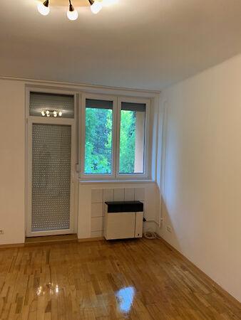 Védő, Budapest, XVI. kerület 2. képe