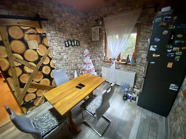 Aradi, Erdőkertes 3. képe