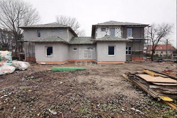 GARÁZZSAL ÉRINTKEZŐ ÚJ, Budapest, XXII. kerület képe