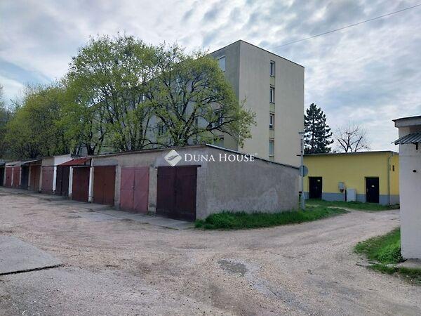 Komáromi, Tatabánya 2. képe