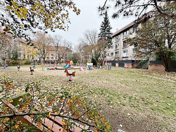 Dunakeszi, Budapest, IV. kerület 2. képe