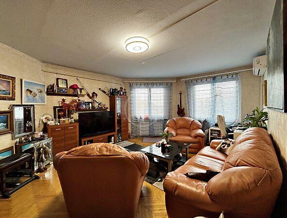 Dunakeszi, Budapest, IV. kerület 2. képe