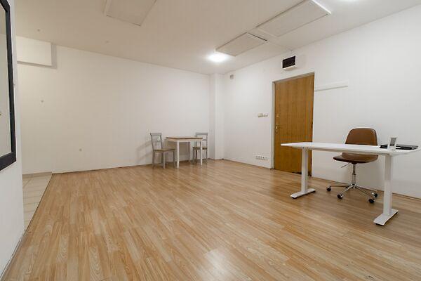 STADIONOK MELLETT, AZONNAL KÖLTÖZHETŐ, Budapest, XIV. kerület 3. képe