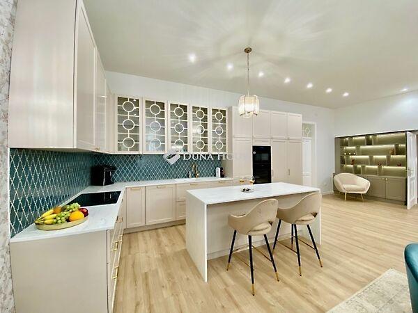 Jane Haining, Budapest, V. kerület képe