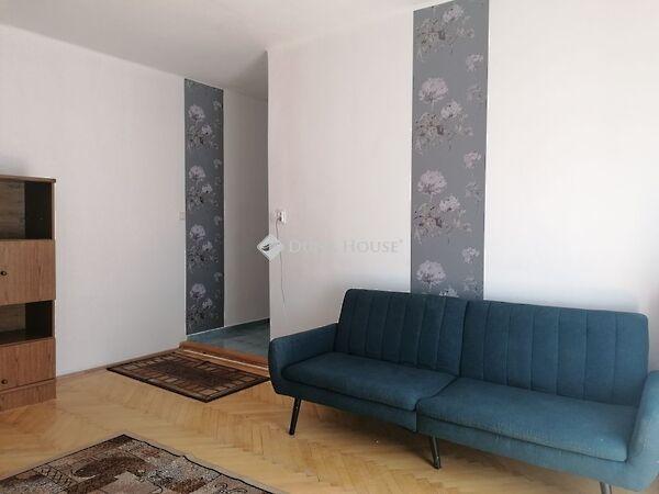 Anna, Komló 3. képe