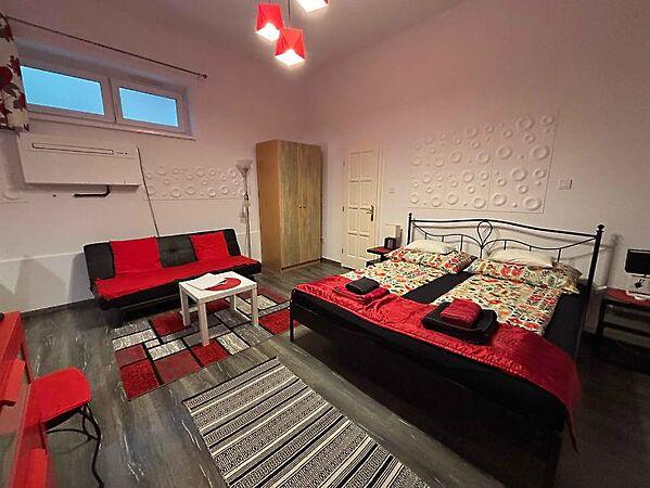 Aradi, Budapest, VI. kerület 2. képe