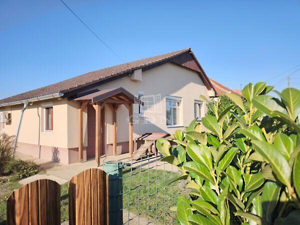 Csendes, Petrikeresztúr képe