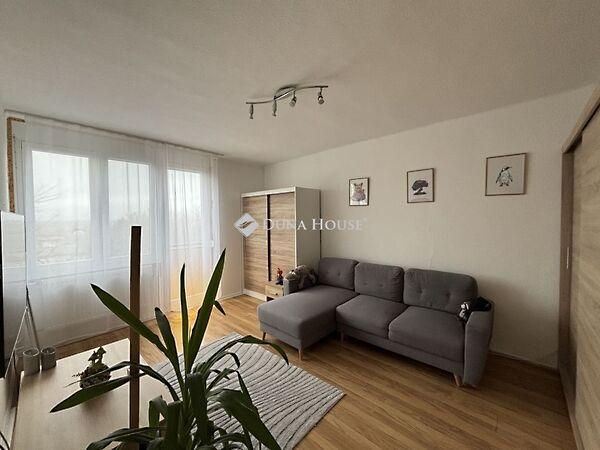 Szalézi, Esztergom 3. képe