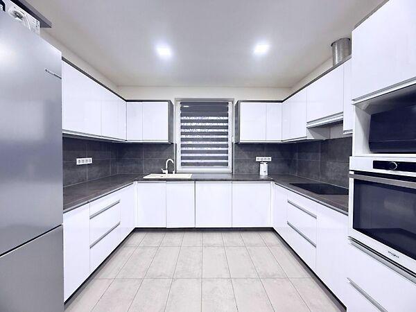 Katona József, Erdőkertes 3. képe