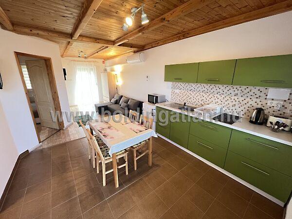 Muskátli, Buzsák 2. képe