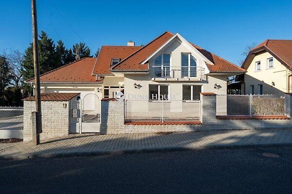 Bimbó, Budaörs 2. képe