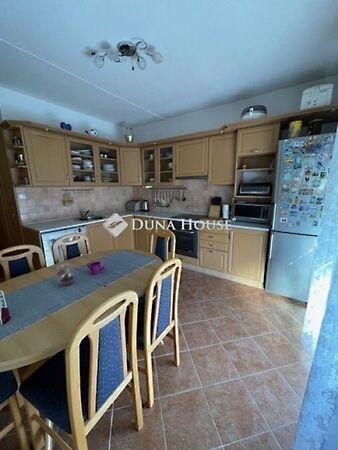 Illyés Gyula, Pécs képe