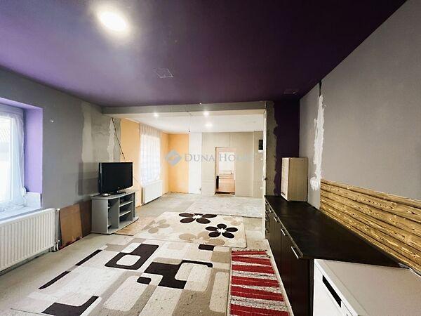 József Attila, Csolnok 2. képe