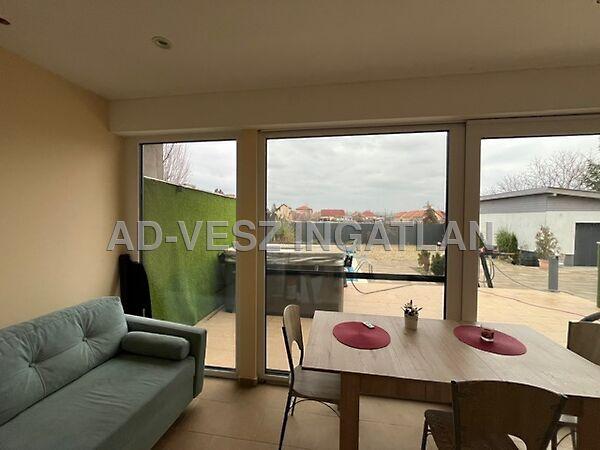 Újhartyán 3. képe