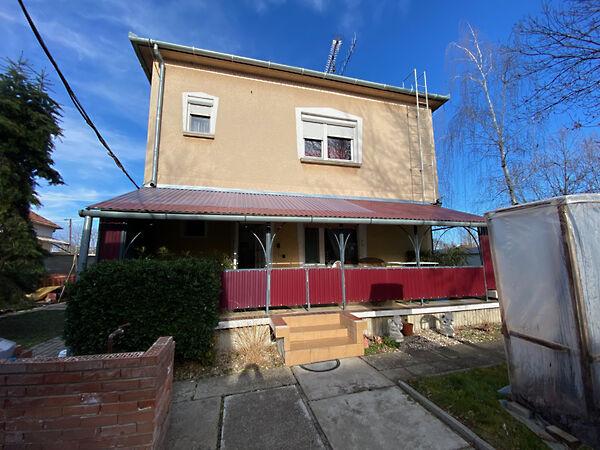 Szent István, Gyula 2. képe