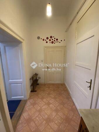 Mátyás király, Pécs 3. képe