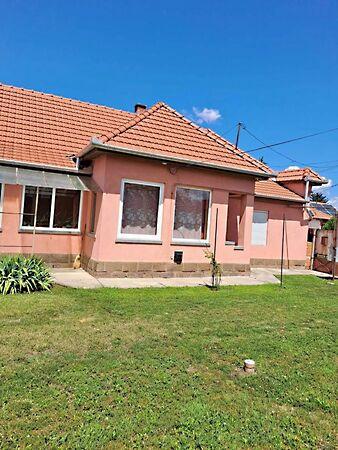 Mártírok, Mezőkövesd képe