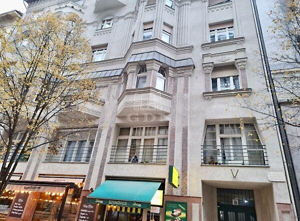 Október 6., Budapest, V. kerület képe