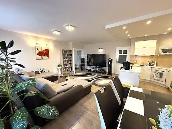 Gyönyörű értékes belvárosi, Kaposvár 2. képe