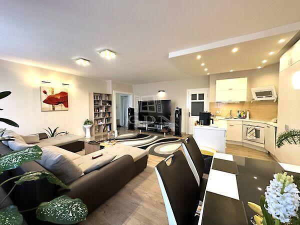 Gyönyörű értékes belvárosi, Kaposvár 3. képe