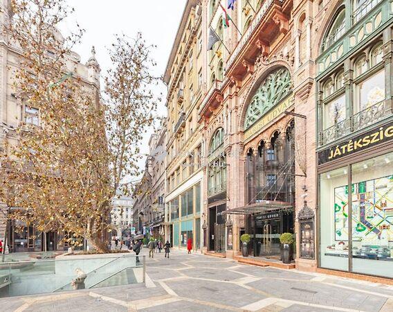 Kossuth Lajos, Budapest, V. kerület képe