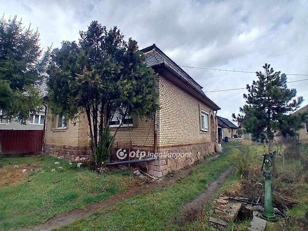 Szabadság, Valkó 2. képe